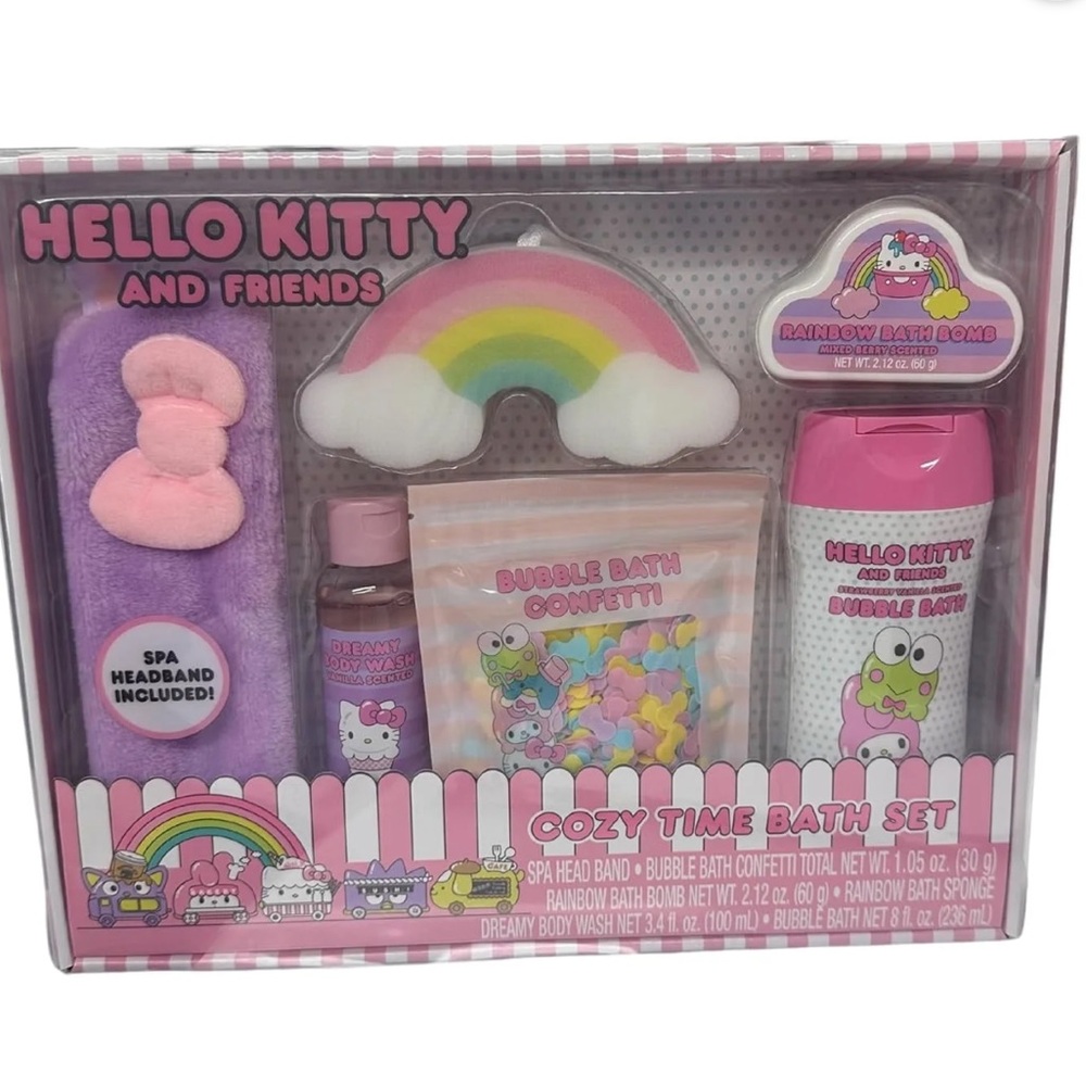 Hello Kitty and Friends Cozy Time Bath Set